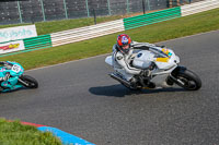 PJM-Wedding-Photography;enduro-digital-images;event-digital-images;eventdigitalimages;mallory-park;mallory-park-photographs;mallory-park-trackday;mallory-park-trackday-photographs;no-limits-trackdays;peter-wileman-photography;racing-digital-images;trackday-digital-images;trackday-photos